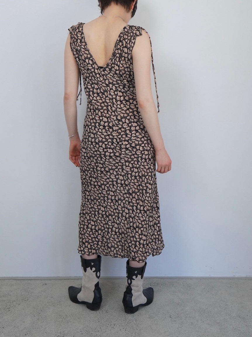 flower deep v neck onepiece