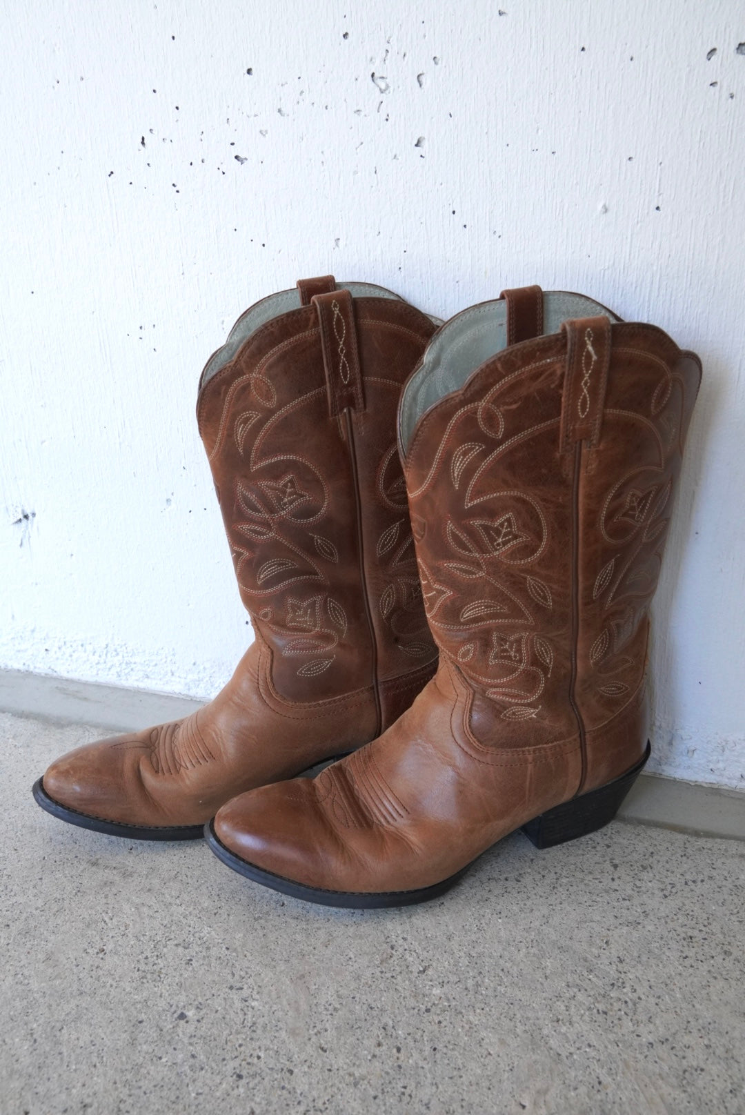 brown leather western boots