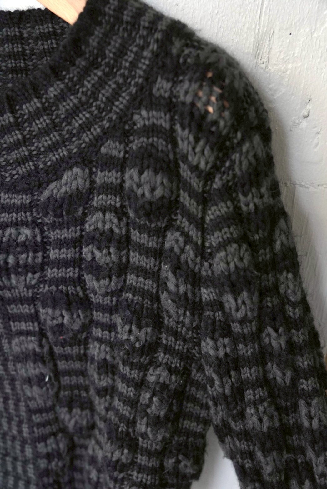 cropped length knit cardigan
