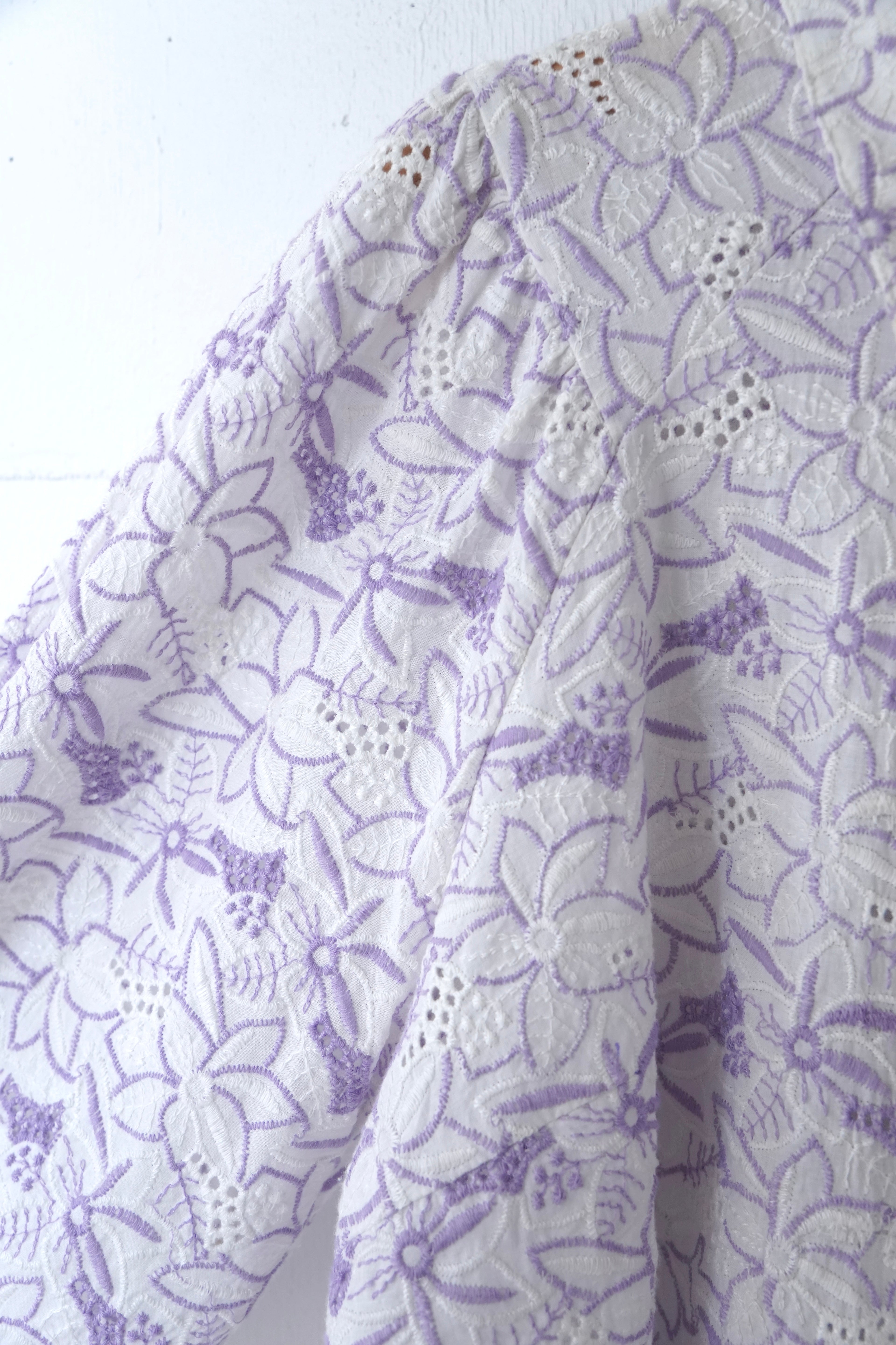 volume sleeve lace shirts