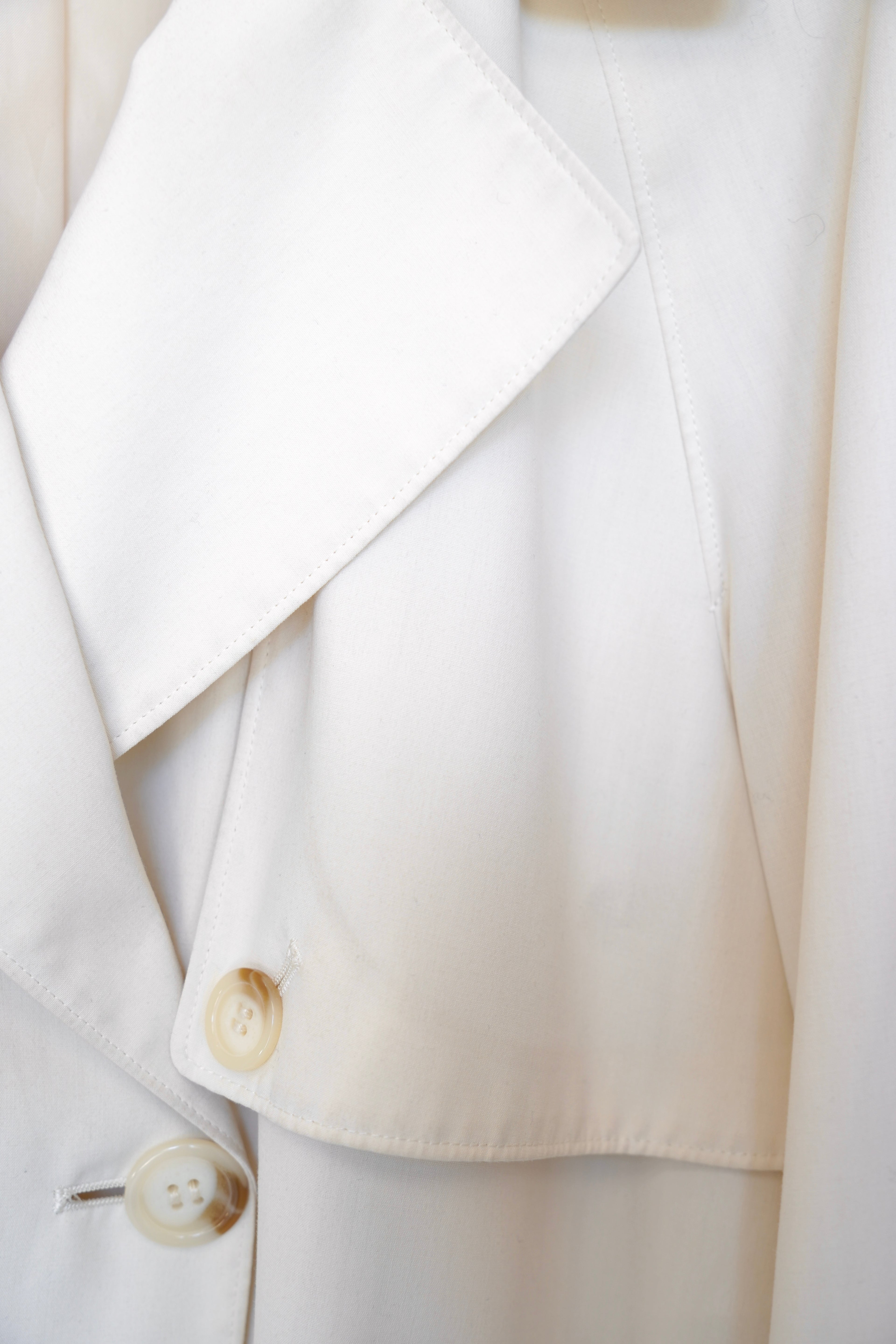 light cross jacket coat