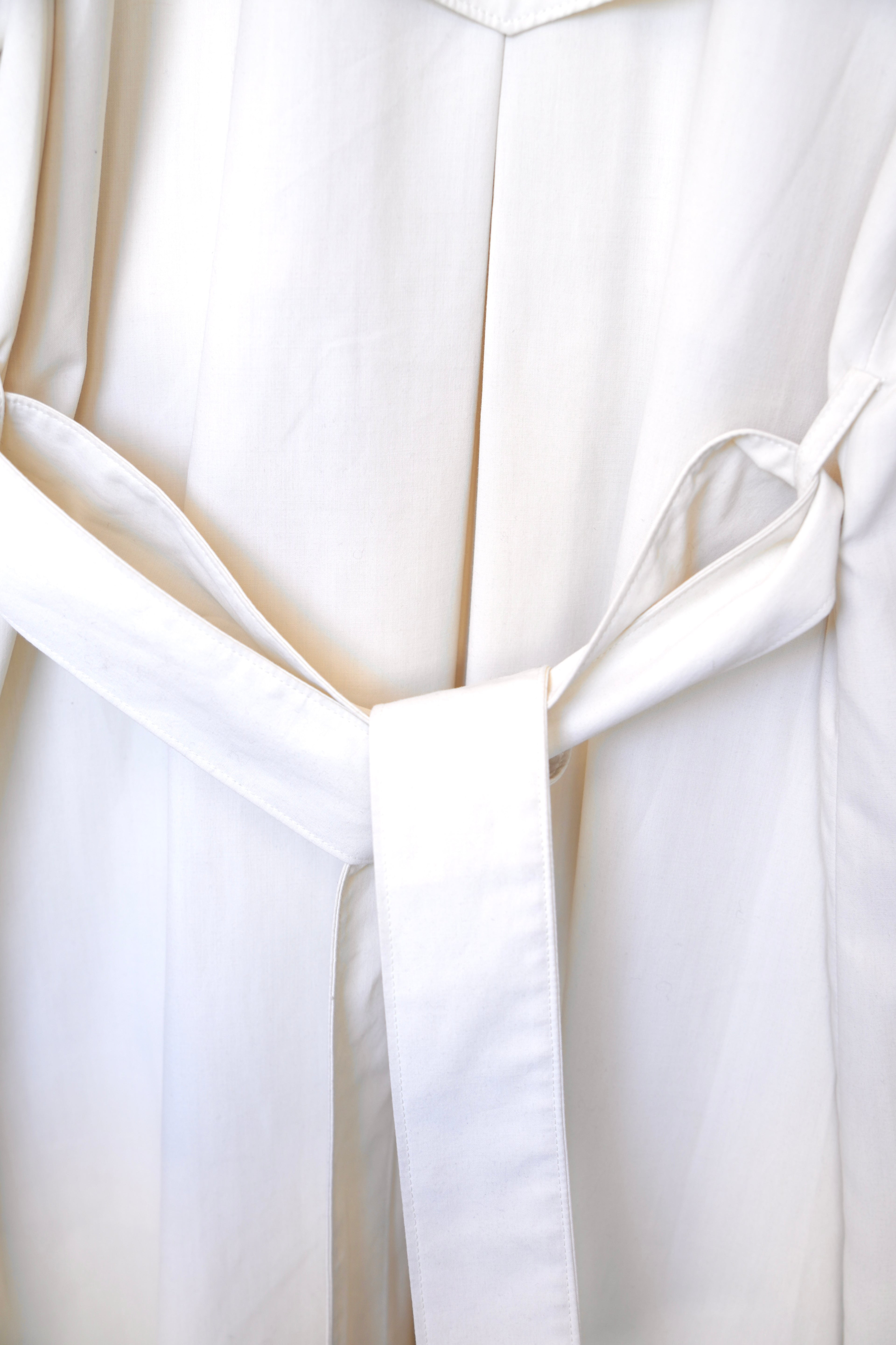 light cross jacket coat