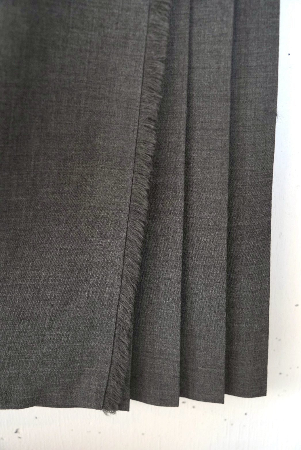 pleats wrap skirt