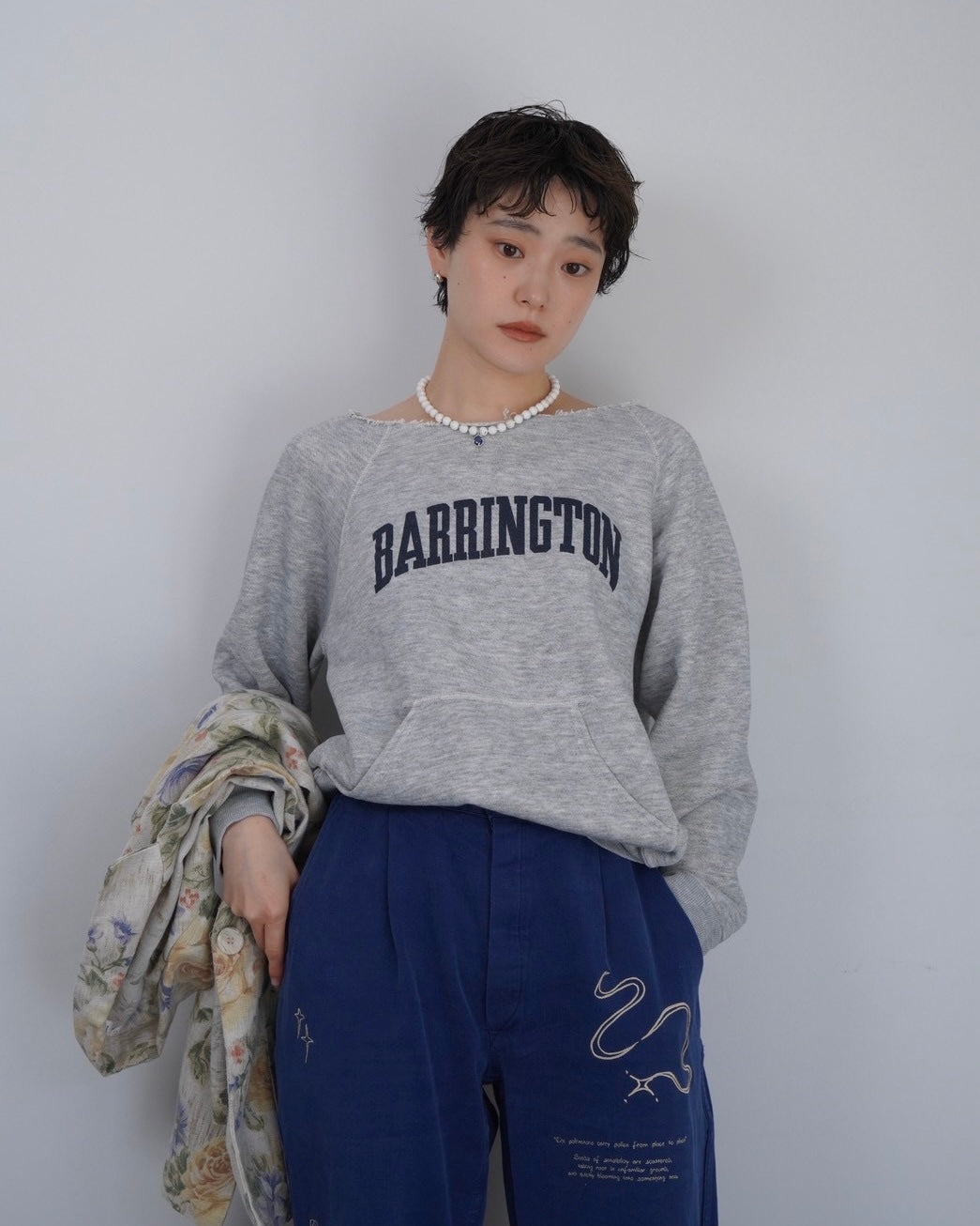 cut off design sweatshirt