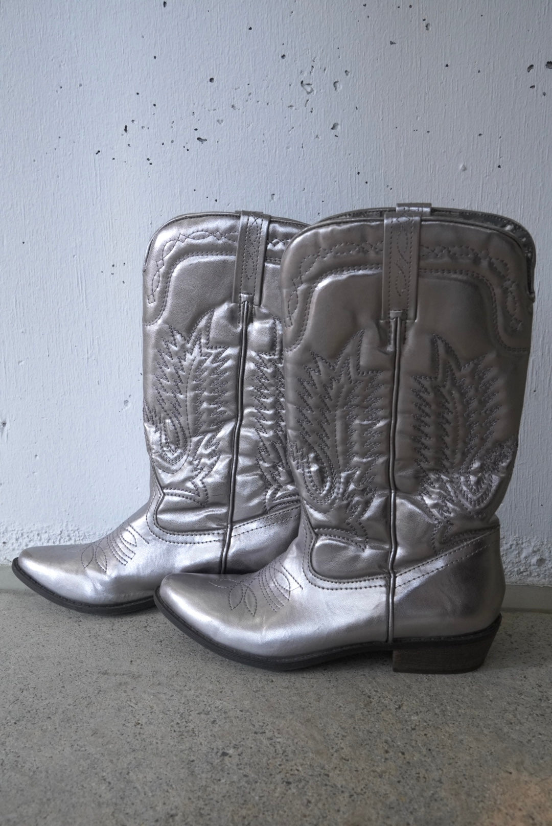 vintage silver western boots