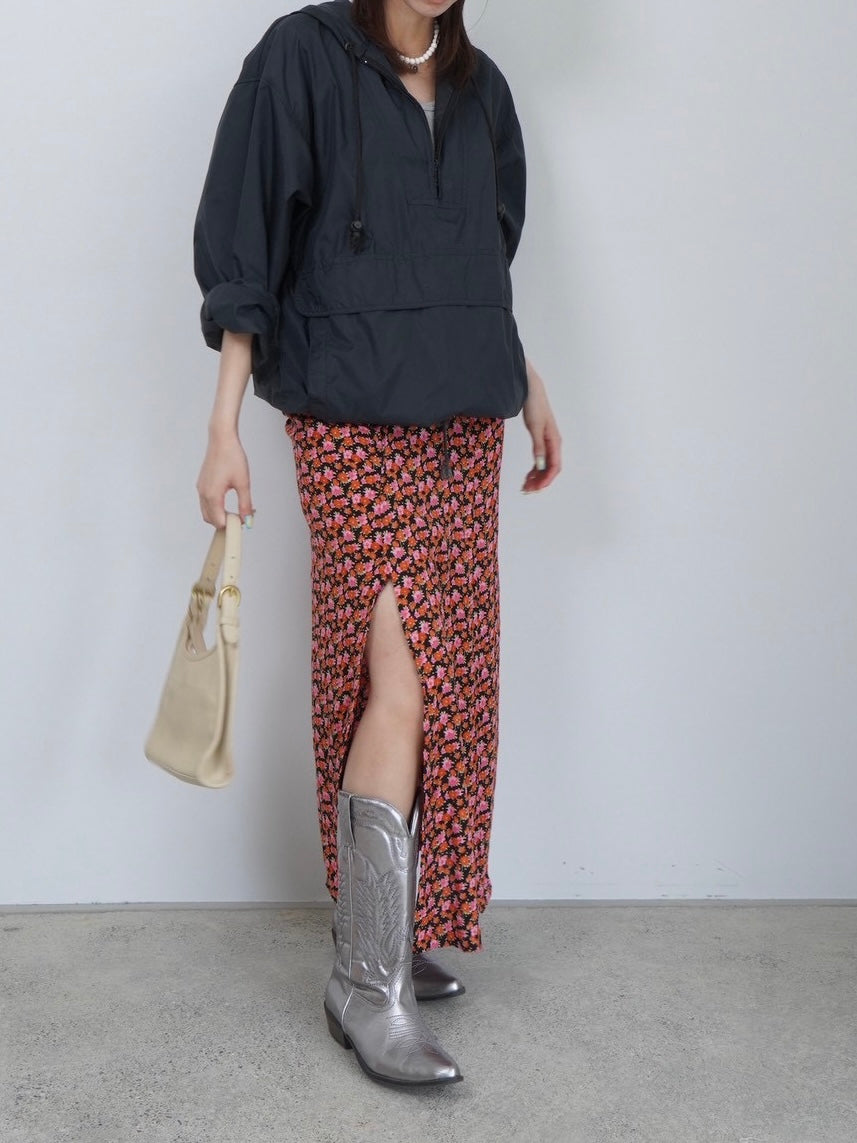 flower slit skirt