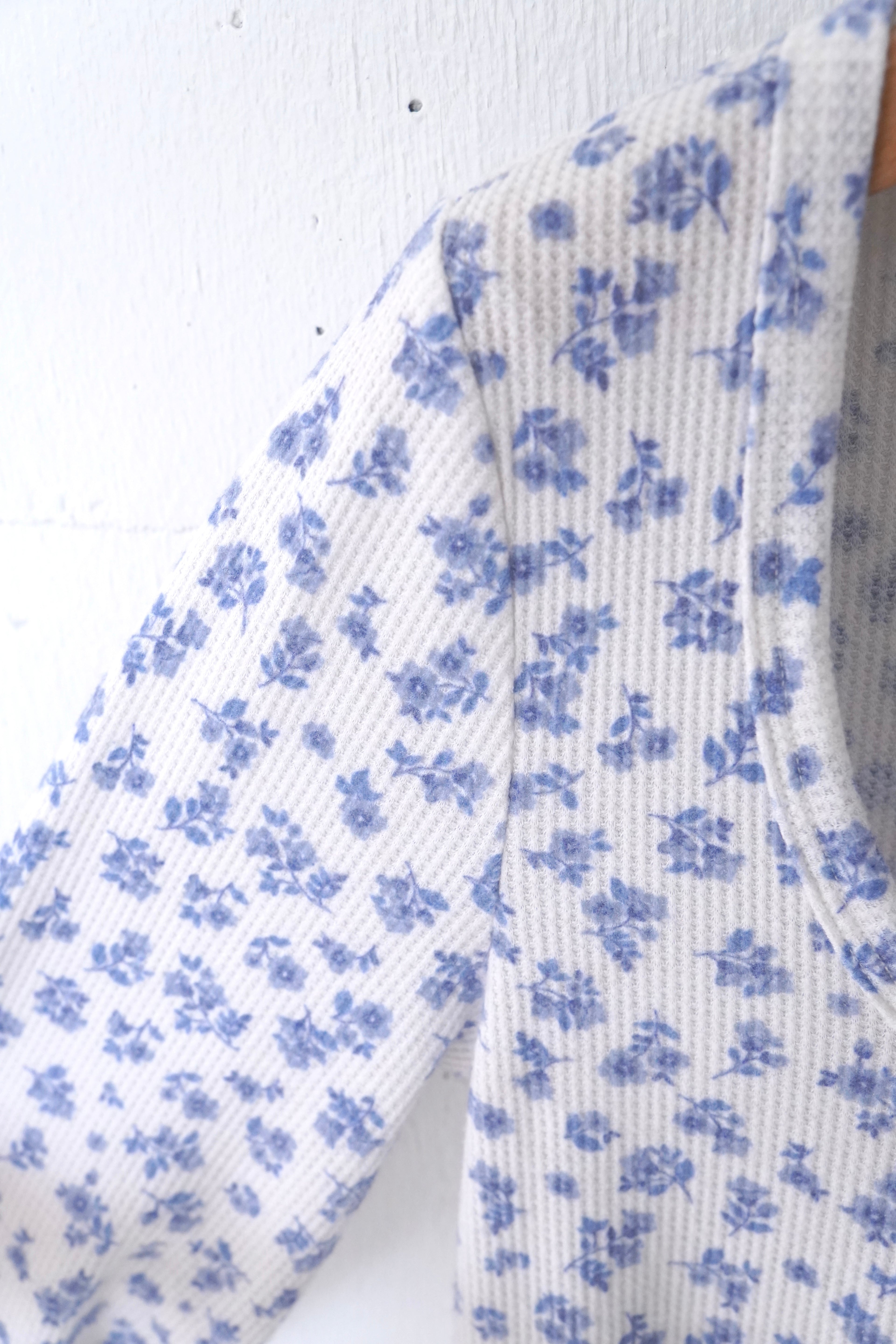 deep neck thermal tops