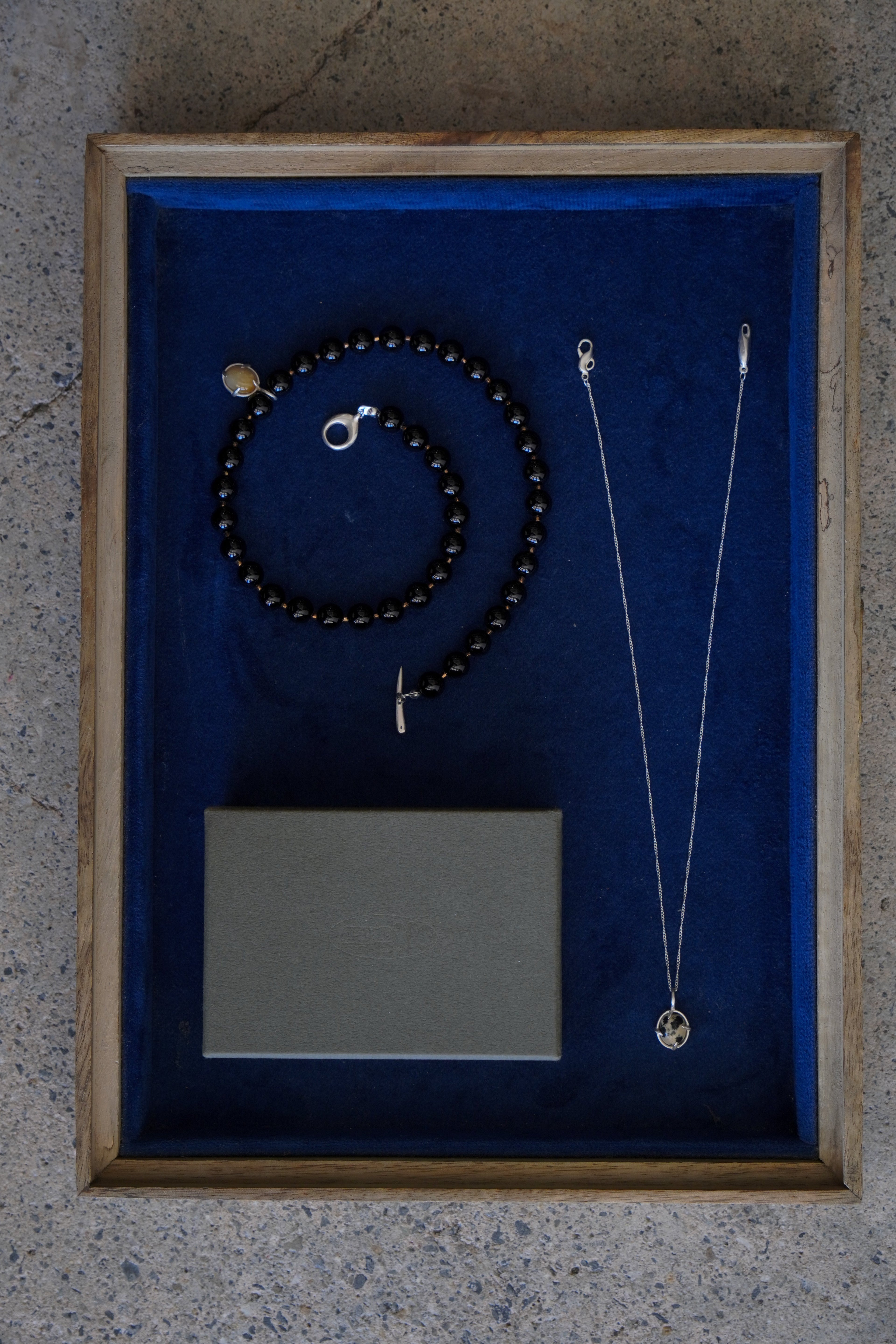 Hesitation Silver necklace