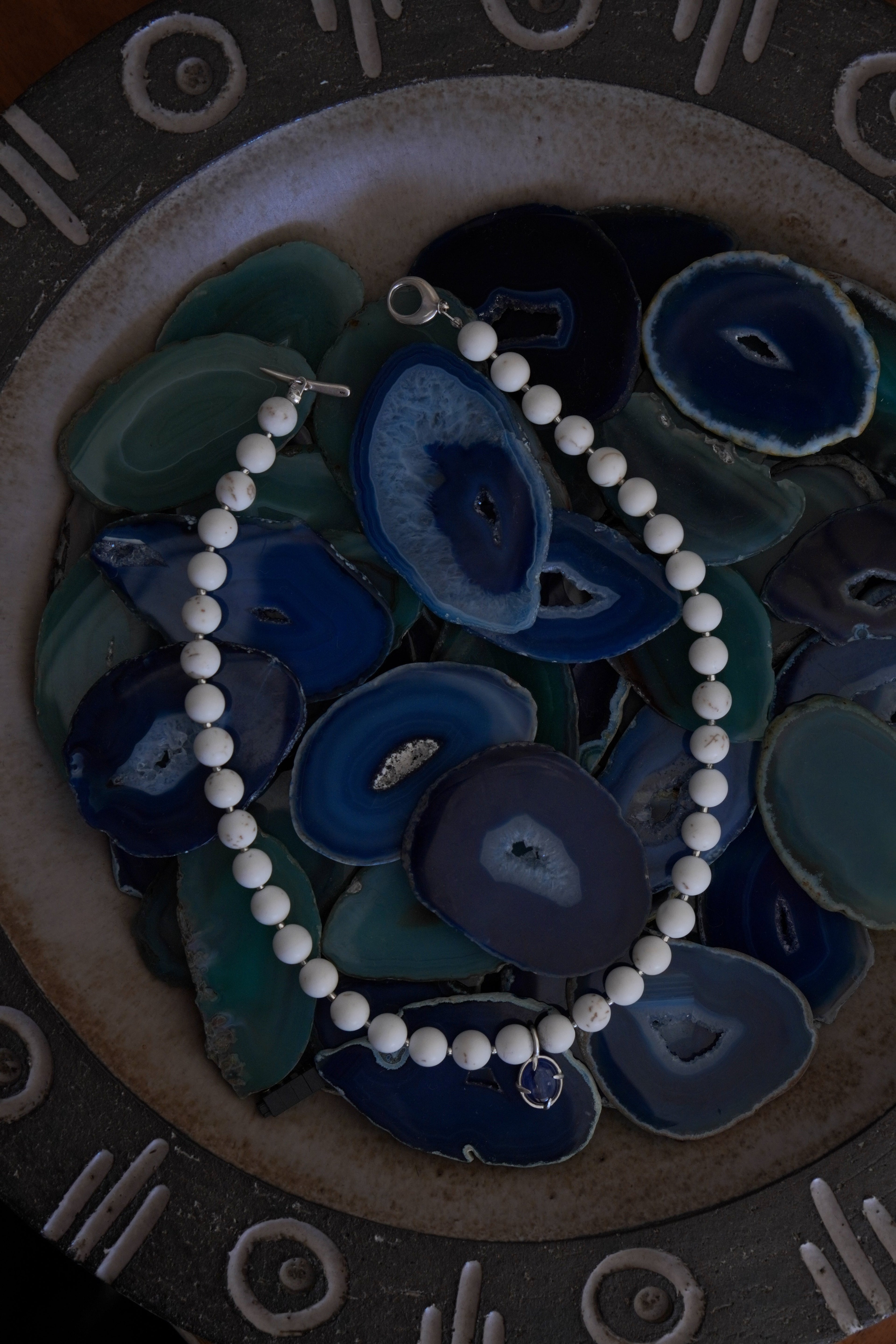 Hesitation "Magnesite" necklace