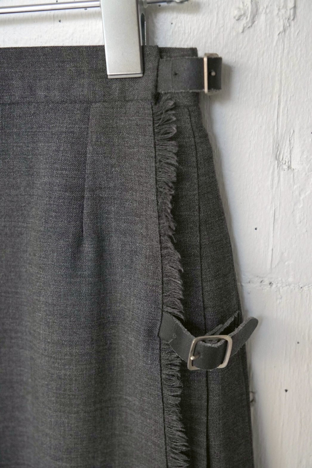 pleats wrap skirt