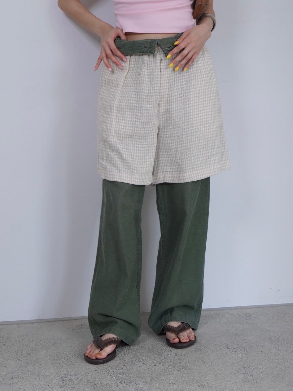 check pattern light shorts