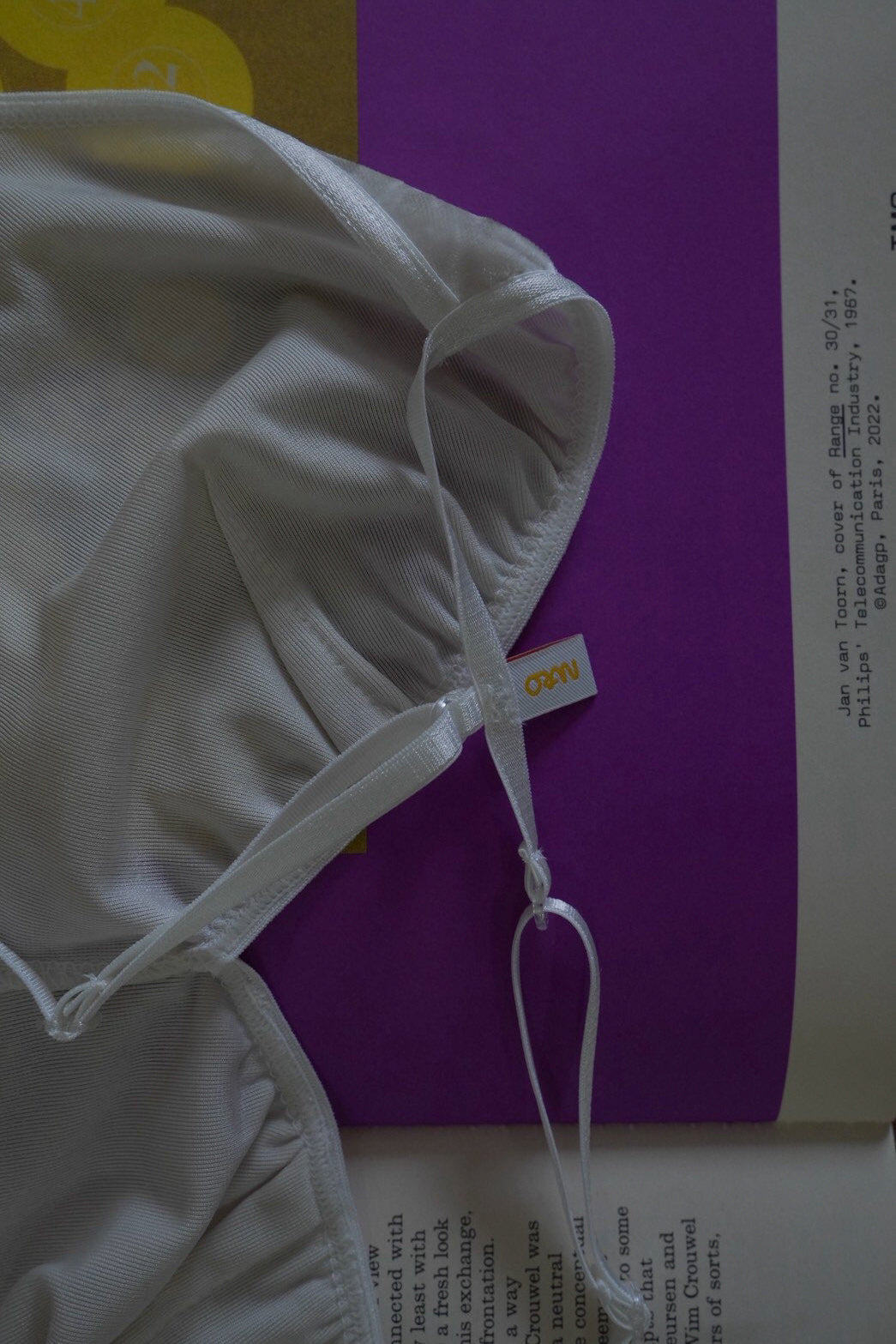 POLLEN EXCLUSIVE Velour Bra (Pearl)